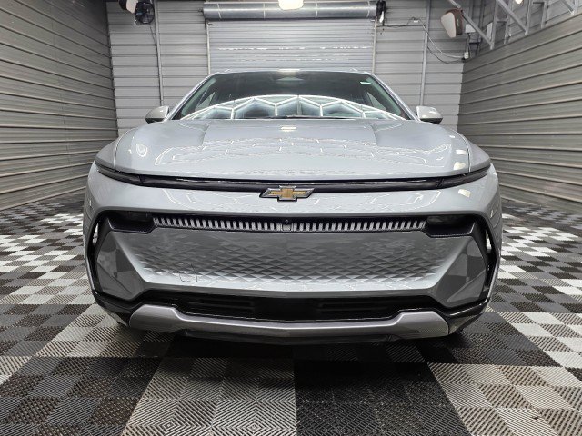 Used 2025 Chevrolet Equinox EV LT w/ Convenience Package II FWD image 4