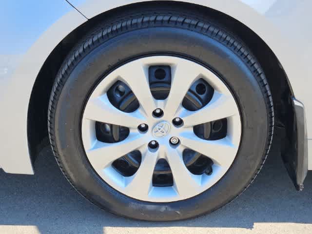 Used 2026 Toyota Corolla LE FWD image 13