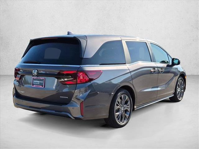 New 2027 Honda Odyssey Touring image 2