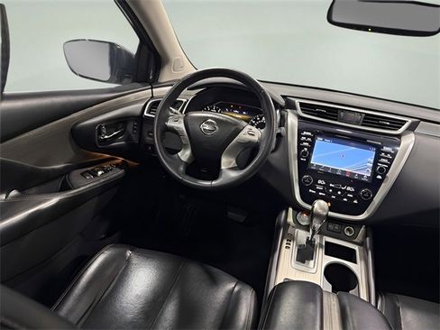 Used 2018 Nissan Murano SL w/ Moonroof Package image 28