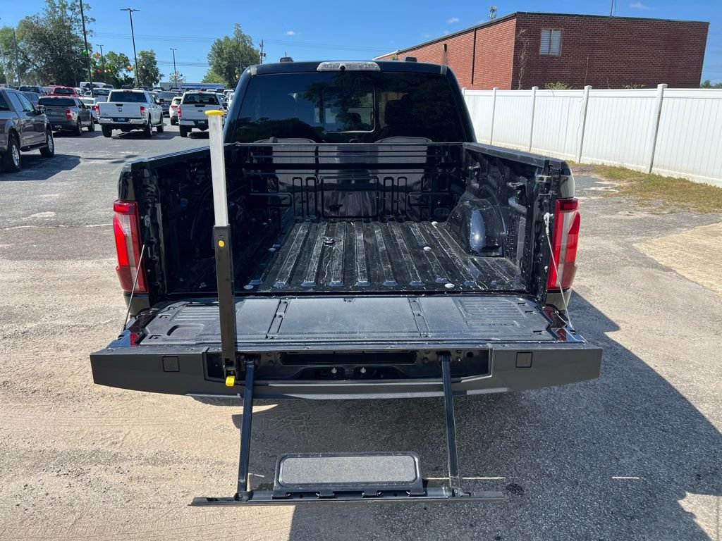 Used 2024 Ford F150 Raptor AWD/4WD image 6