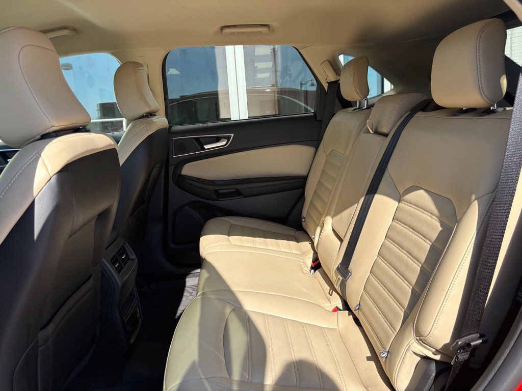 Used 2024 Ford Edge SEL w/ Convenience Package AWD/4WD image 10