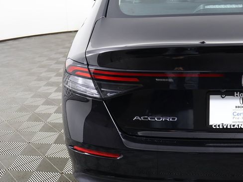 Certified 2025 Honda Accord SE image 15