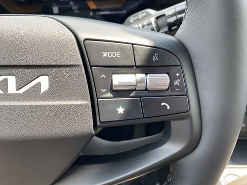 New 2026 Kia Sportage EX image 29