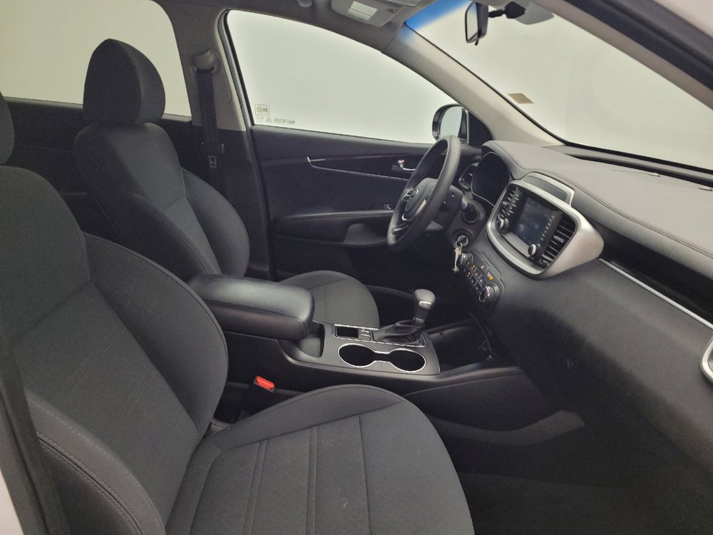Used 2019 Kia Sorento FWD image 21