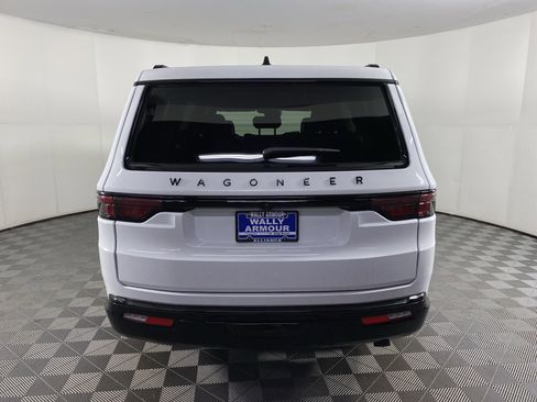 New 2025 Jeep Wagoneer Series II w/ Premium Group I image 9