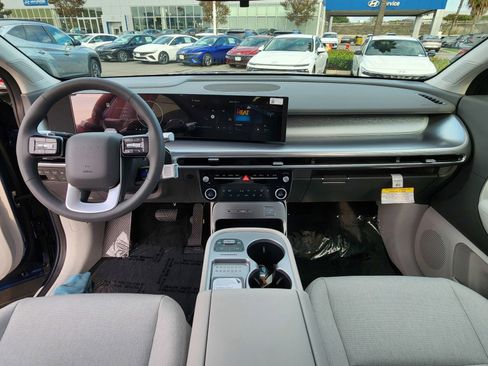 New 2026 Hyundai Ioniq 9 SE image 29