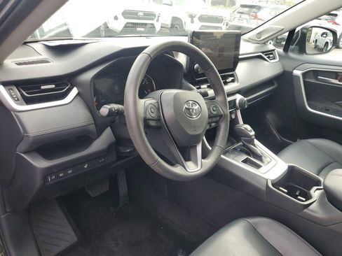 Used 2024 Toyota RAV4 XLE Premium image 8