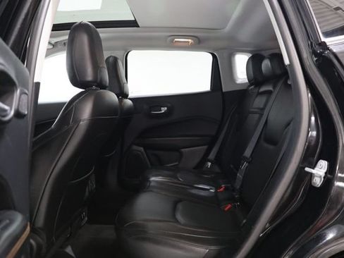 Used 2018 Jeep Compass Limited w/ Navigation Group AWD/4WD image 33
