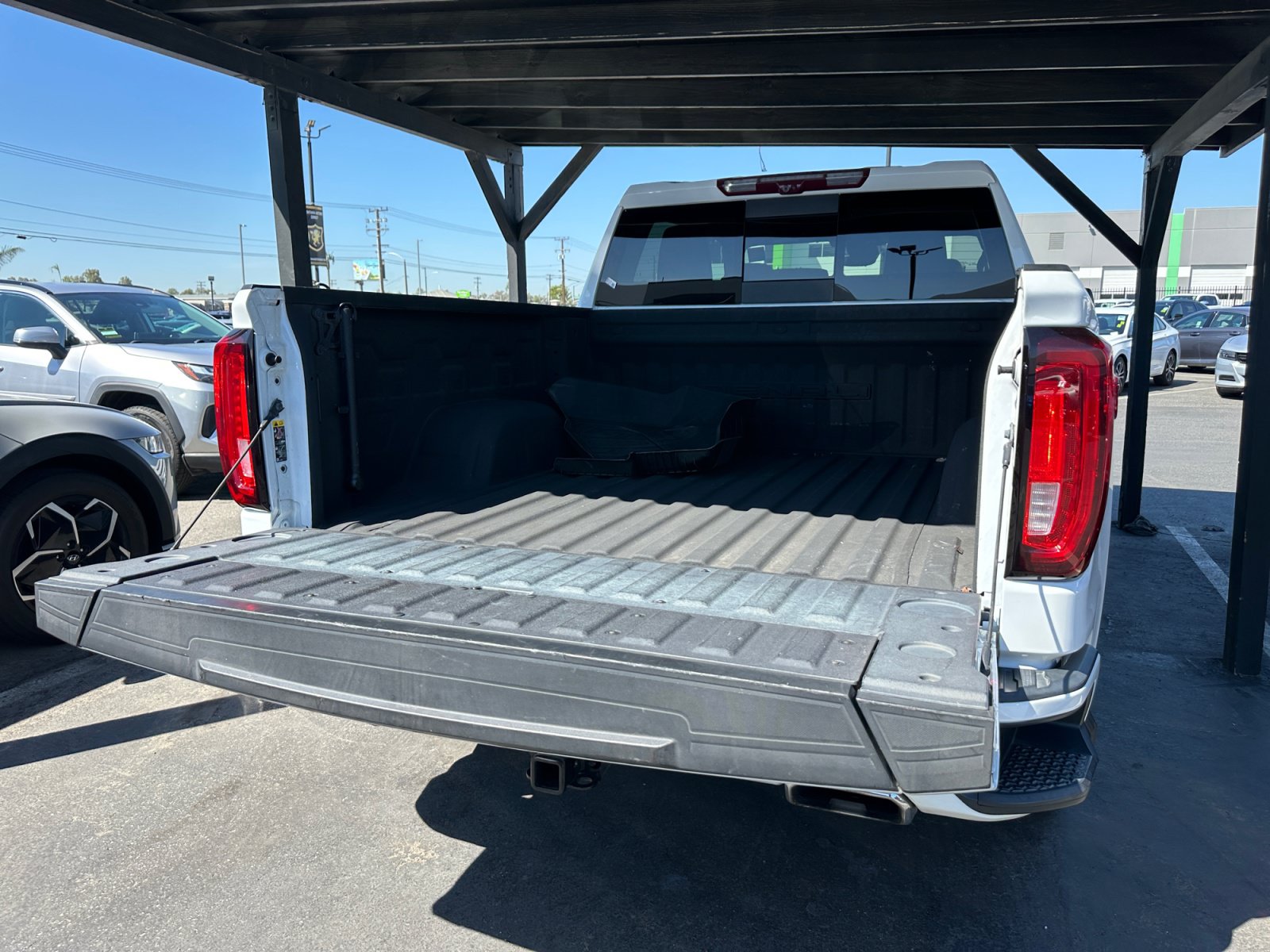 Used 2024 GMC Sierra 1500 Denali w/ Denali Reserve Package AWD/4WD image 28