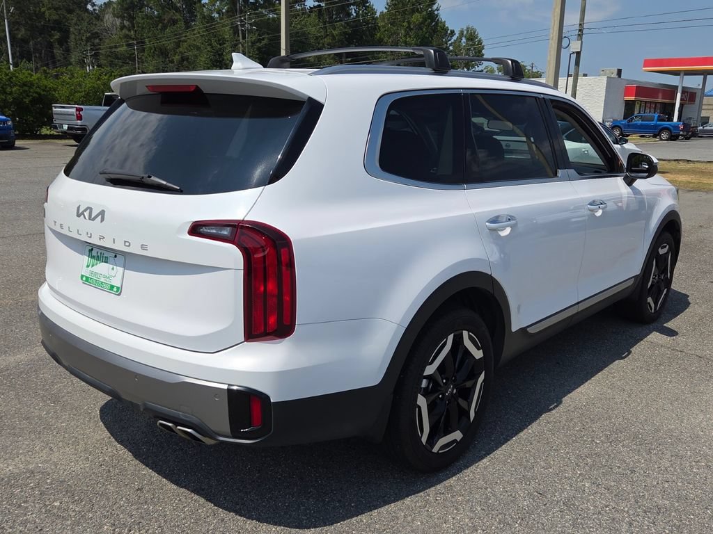 Used 2025 Kia Telluride S FWD image 11