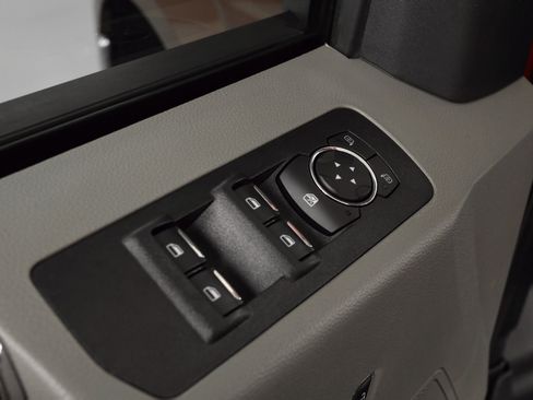 Used 2018 Ford F150 XLT w/ Equipment Group 302A Luxury image 27