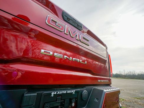 Used 2023 GMC Sierra 3500 Denali w/ Denali Ultimate Package image 14