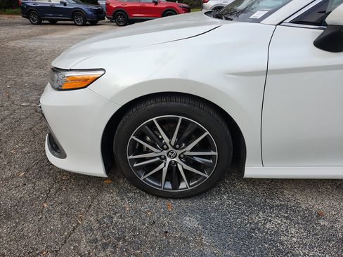 Used 2024 Toyota Camry XLE image 9