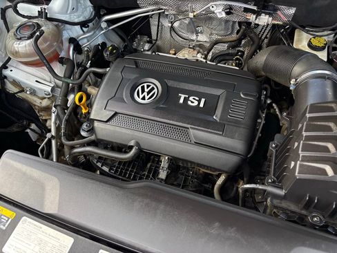 Used 2022 Volkswagen Atlas Cross Sport SE image 29