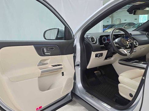 Certified 2026 Mercedes-Benz GLA 250 4MATIC image 19