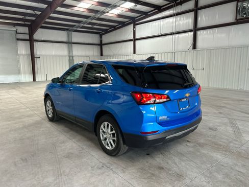 Used 2024 Chevrolet Equinox LT image 3