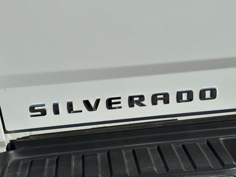 Used 2017 Chevrolet Silverado 2500 LT w/ LT Convenience Package AWD/4WD image 24