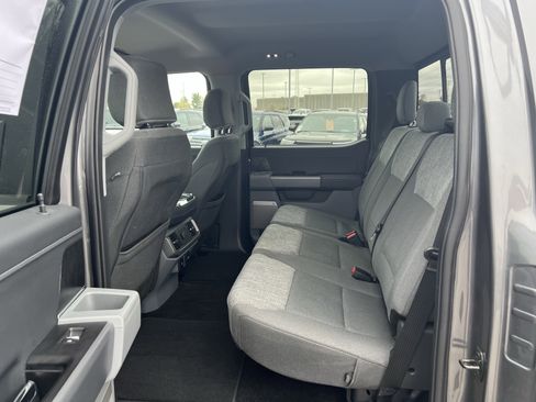 Certified 2022 Ford F150 XLT w/ Equipment Group 302A High image 19