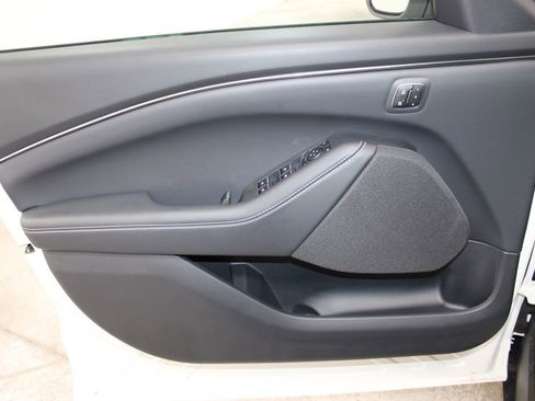 New 2025 Ford Mustang Mach-E Select w/ Comfort Package Lite image 15