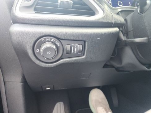 New 2026 Chrysler Pacifica Select image 14