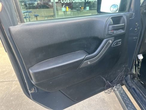 Used 2017 Jeep Wrangler Unlimited Sport w/ Quick Order Package 23S image 13