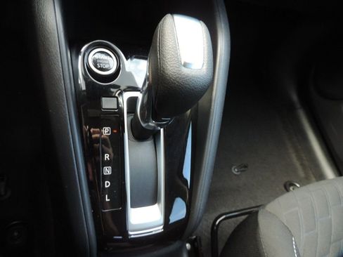 Used 2021 Nissan Kicks S FWD image 22