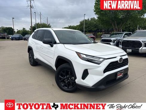 Certified 2025 Toyota RAV4 LE image 1