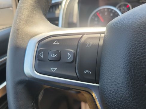 Used 2025 RAM 2500 Big Horn AWD/4WD image 17