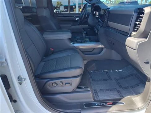 Certified 2024 Chevrolet Silverado 1500 ZR2 w/ Technology Package AWD/4WD image 11