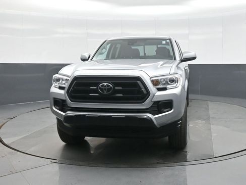 Certified 2022 Toyota Tacoma SR image 2