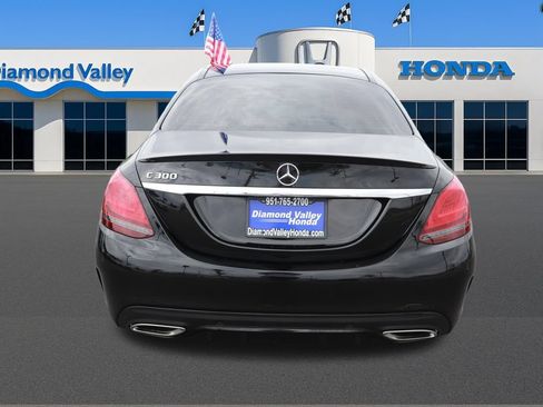 Used 2021 Mercedes-Benz C 300 Sedan image 5