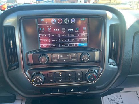 Used 2018 Chevrolet Silverado 1500 LT RWD image 9