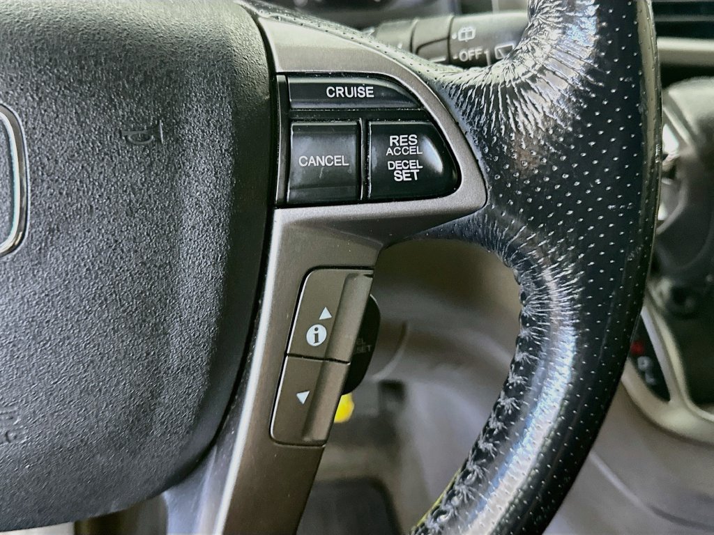 Used 2016 Honda Odyssey Touring Elite image 27