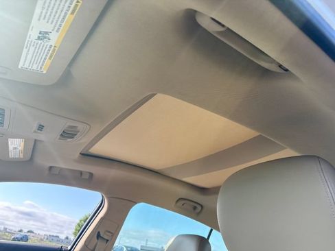Used 2012 Buick LaCrosse Premium FWD image 21