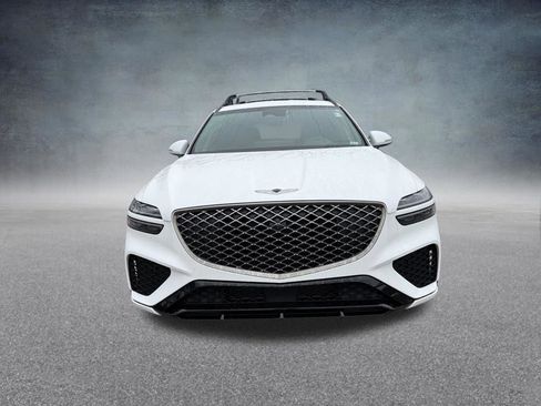 Used 2025 Genesis GV70 3.5T Sport w/ Sport Advanced Package image 10