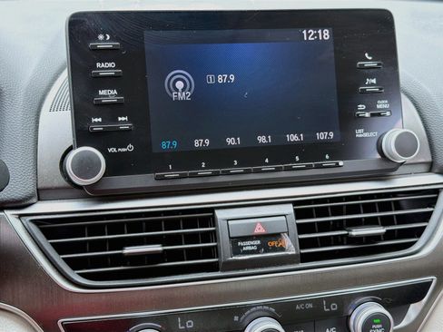 Used 2018 Honda Accord LX image 12