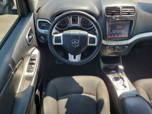 Used 2017 Dodge Journey SXT w/ Premium Group FWD image 7