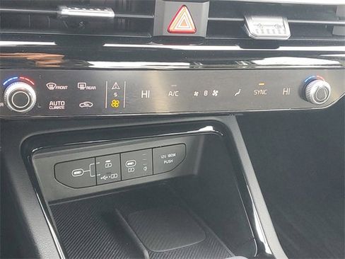 Certified 2025 Kia K5 GT-Line image 27