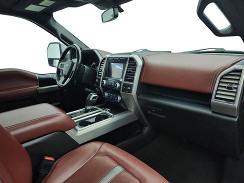 Used 2018 Ford F150 Platinum w/ Equipment Group 701A Luxury image 38