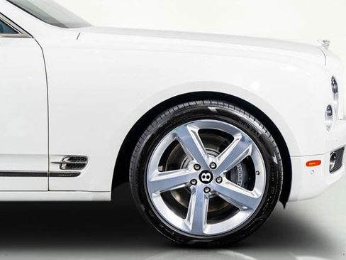 Used 2016 Bentley Mulsanne Speed image 6