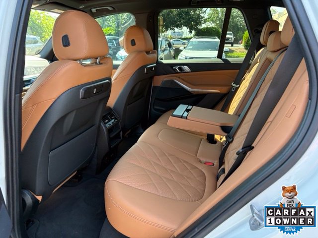 Used 2024 BMW X5 xDrive40i w/ Parking Assistance Package AWD/4WD image 25