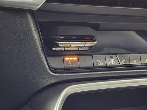 Used 2025 MAZDA CX-90 3.3 Turbo w/ Preferred Package image 5