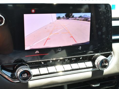 Used 2024 GMC Canyon Elevation w/ Convenience Package RWD image 18