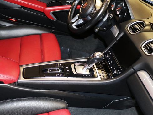 Used 2018 Porsche 718 Boxster RWD image 68