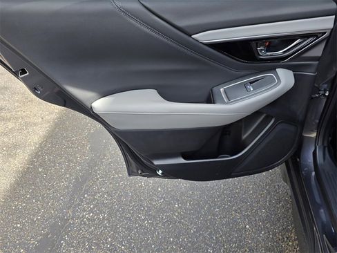 Certified 2025 Subaru Outback Limited image 36