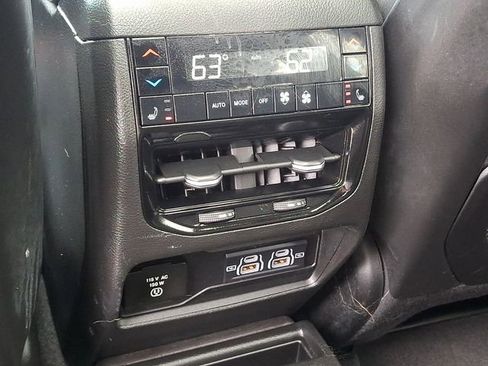 Used 2021 Jeep Grand Cherokee L Overland w/ Luxury Tech Group IV AWD/4WD image 13