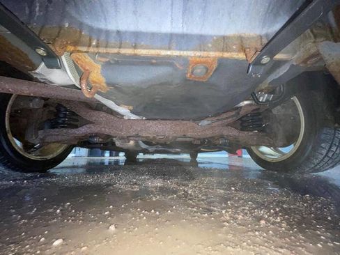 Used 2004 MAZDA MAZDA3 s w/ Moonroof & 6-CD Pkg image 15