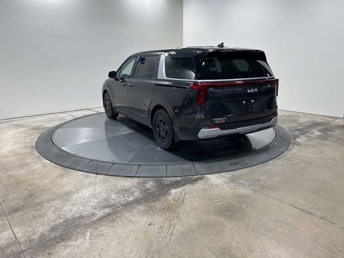 New 2026 Kia Carnival image 7