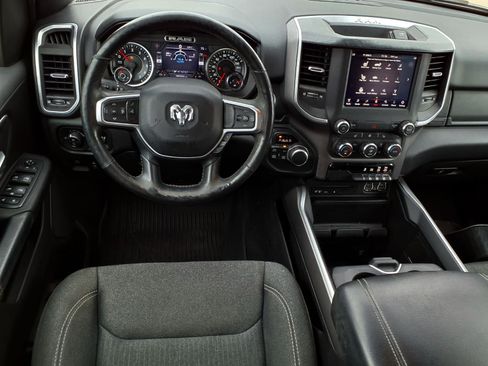 Used 2019 RAM 1500 Big Horn AWD/4WD image 3